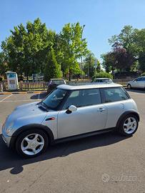 Mini cooper one d 1.4
