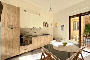 Casa indipendente a Partinico, Via Malagrinò