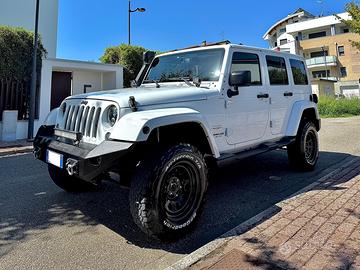 Jeep wrangler 2.8 CRD sahara unlimited E6