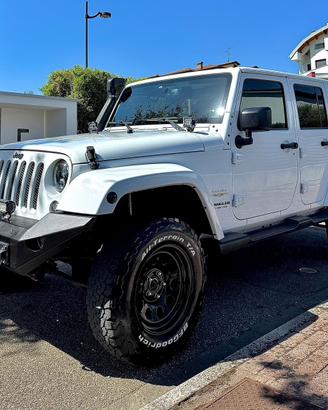 Jeep wrangler 2.8 CRD sahara unlimited E6