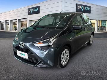 Toyota Aygo 1.0 VVT-i x-play