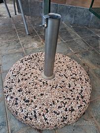 Base in pietra per ombrellone