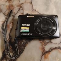 NIKON COOLPIX S3300 (con SD 8GB)