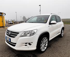 Volkswagen Tiguan 2.0 TDI DPF 4MOTION DSG R-Line