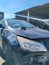 Opel Astra ricambi