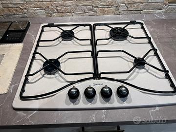 Piano cottura 4 fuochi da 60 Indesit