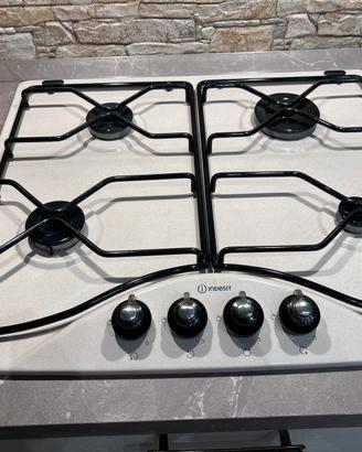 Piano cottura 4 fuochi da 60 Indesit