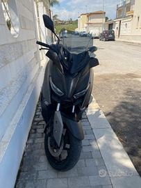 Scooter Yamaha X Max 300