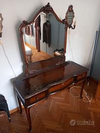 COORDINATO TESTIERA LETTO - TOELETTA - COMODINI