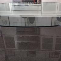 TAVOLO OVALE IN CRISTALLO