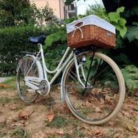 Bici da donna restaurata con freni a bacchetta