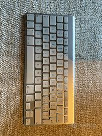 Tastiera bluetooth Apple