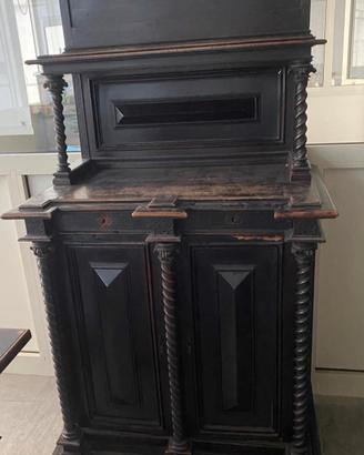 credenza 