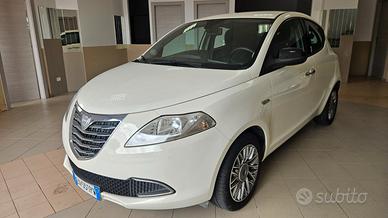 Lancia Ypsilon 1.2 69 CV 5 porte S&S Platinum