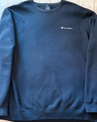 Champion felpa blu scuro praticamente nuova 4xl