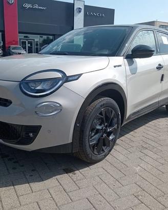 FIAT 600 1.2 Hybrid 145cv Sport Ed Mil Cort 26