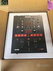 Mixer Numark scratch