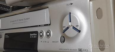 LETTORE VHS 6 TESTINE HIFISTEREO 16:9 AV-IN 2SCART