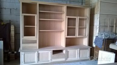 libreria parete in legno