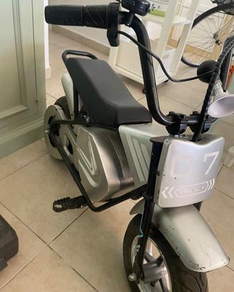 Moto elettrica bambino