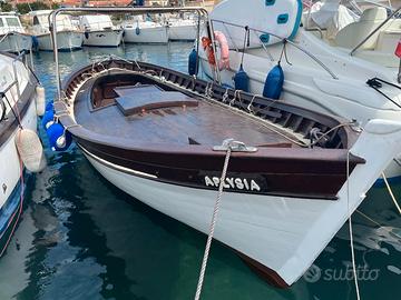 Gozzo in legno