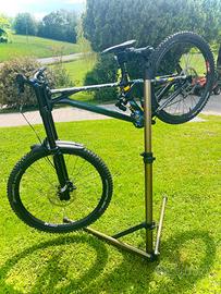 Bicicletta DH mondraker summum