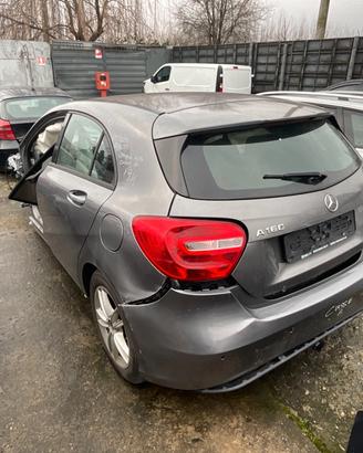 MERCEDES CLASSE A W176 2015 PER RICAMBI