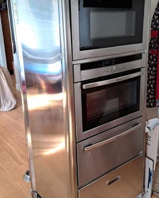 Colonna Forno Alpes Inox con elettrodomestici Neff