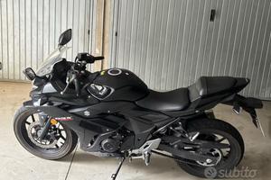 Suzuki gsx 250