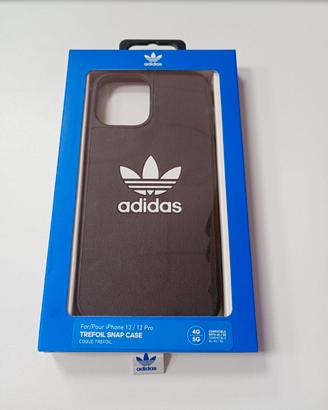 cover iPhone 12/12 Pro Adidas nera