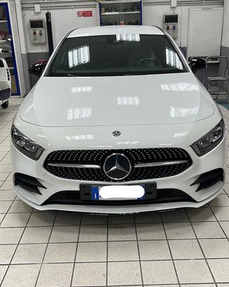 Mercedes Benz Classe A180d AMG Premium