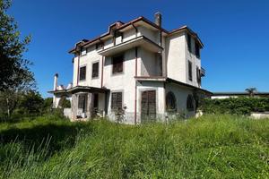 PORZIONE DI BIFAMILIARE A SUBIACO