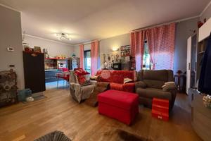 3 LOCALI A STRADELLA