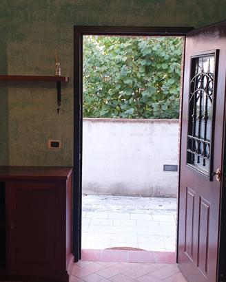 Casa con ingresso indipendente