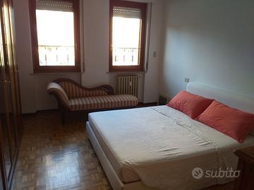 Dormeuse classica in legno e tessuto rigato