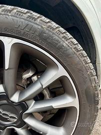 Gomme invernali 222/45/18 V