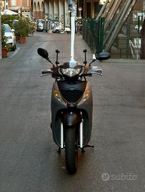 SH 125i