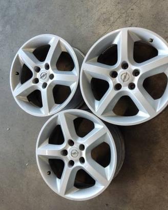 3 cerchi in lega OPEL MERIVA del 2014