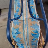 Brandine da campeggio, ombrellone e armadi in tela