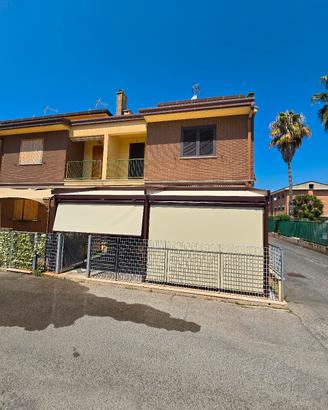 • Tende da sole, zanzariere e infissi – Installazi