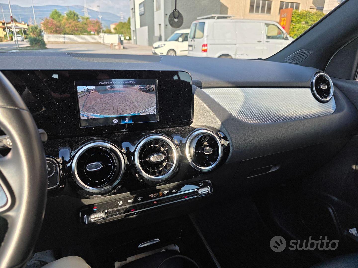Mercedes-Benz Gla 2022 photo 3