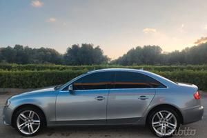 Audi A4 B8 sedan 2.7 V6 24v