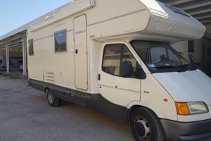 CAMPER FORD  RIMOR SUPER brig 679  2500TD