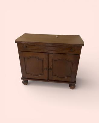 Credenza in legno stile arte povera