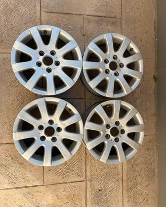 Cerchi il lega VW Golf 5