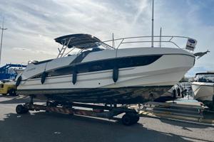 BENETEAU FLYER 8.8 SUNDECK – ANNO 2017