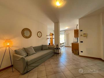 Ampio bilocale vicino al mare a Igea Marina