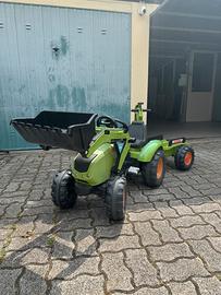 Trattore giocattolo