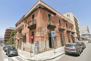 NEGOZIO A REGGIO DI CALABRIA