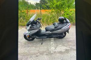 Suzuki Burgman 650 Executive (10/2020).